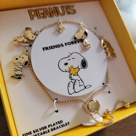 Peanuts Snoopy and Woodstock Gold Charm Bracelet Adjustable NIB - Picture 2 of 2
